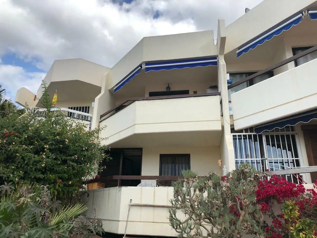 Sunny Apartment Near The Beach With Wifi, Balcony And Pool Los Cristianos