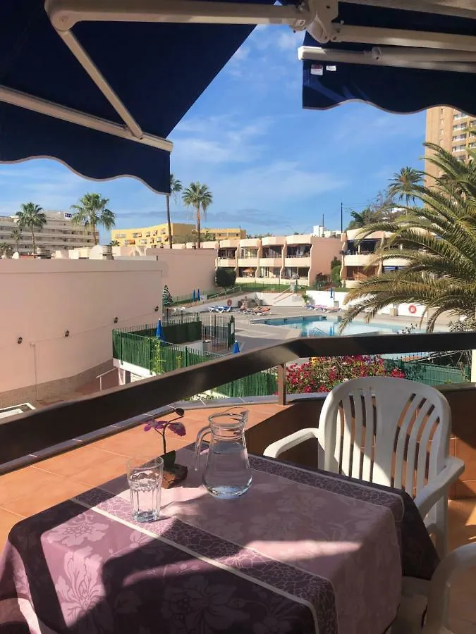 Sunny Apartment Near The Beach With Wifi, Balcony And Pool Los Cristianos