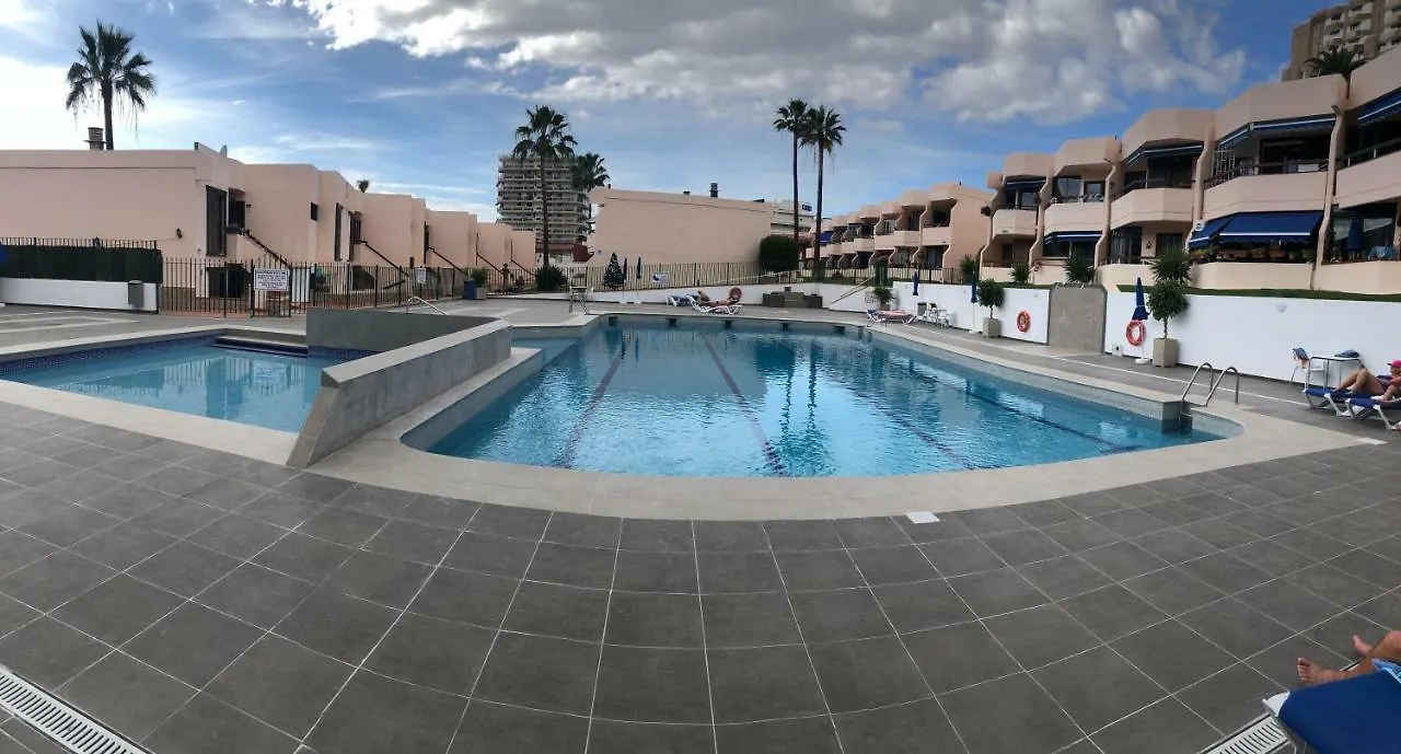 Sunny Apartment Near The Beach With Wifi, Balcony And Pool Los Cristianos