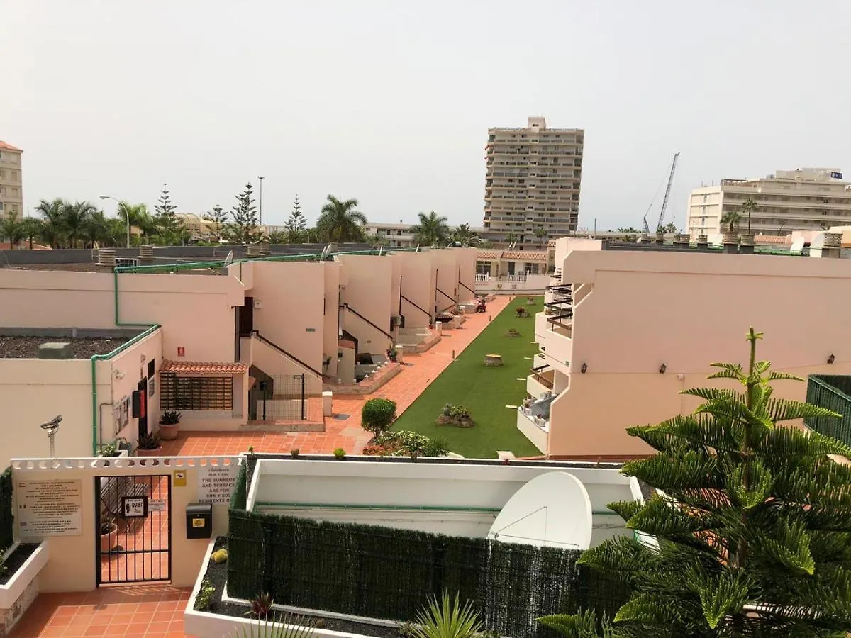 Sunny Apartment Near The Beach With Wifi, Balcony And Pool Los Cristianos