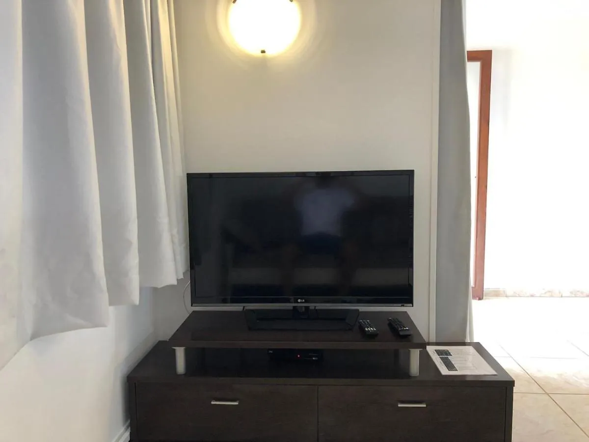 Sunny Apartment Near The Beach With Wifi, Balcony And Pool 洛斯克里斯蒂亚诺斯 西班牙