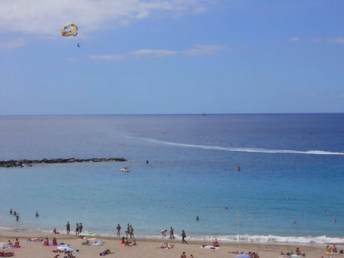 Sunny Apartment Near The Beach With Wifi, Balcony And Pool Los Cristianos